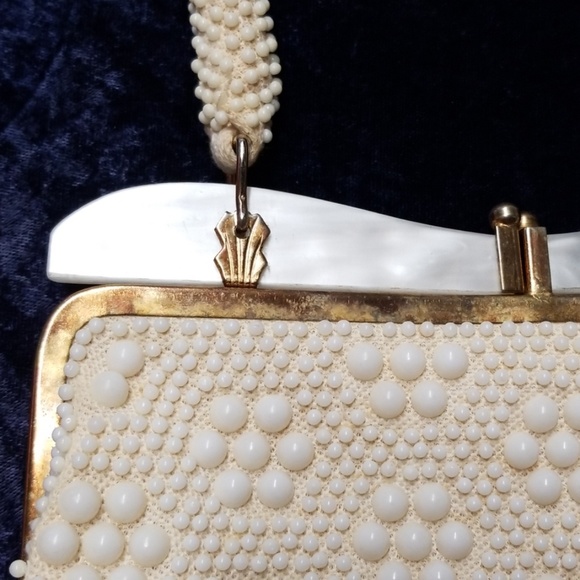 Vintage Handbags - Vintage Handmade Beaded Purse